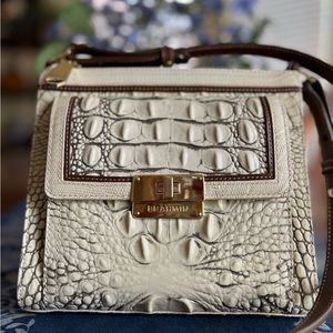 Brahmin✨Leather Crossbody